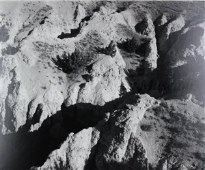 Image description is not available for 2012.022